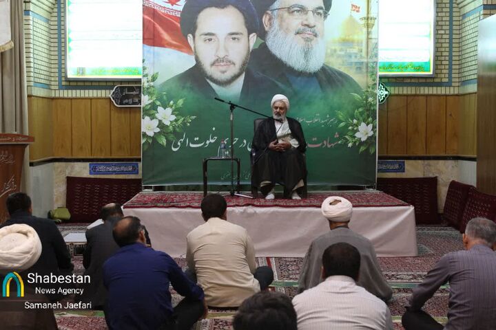 گرامیداشت شهدای مقاومت و ترور در مسجد تاریخی کرامت مشهد