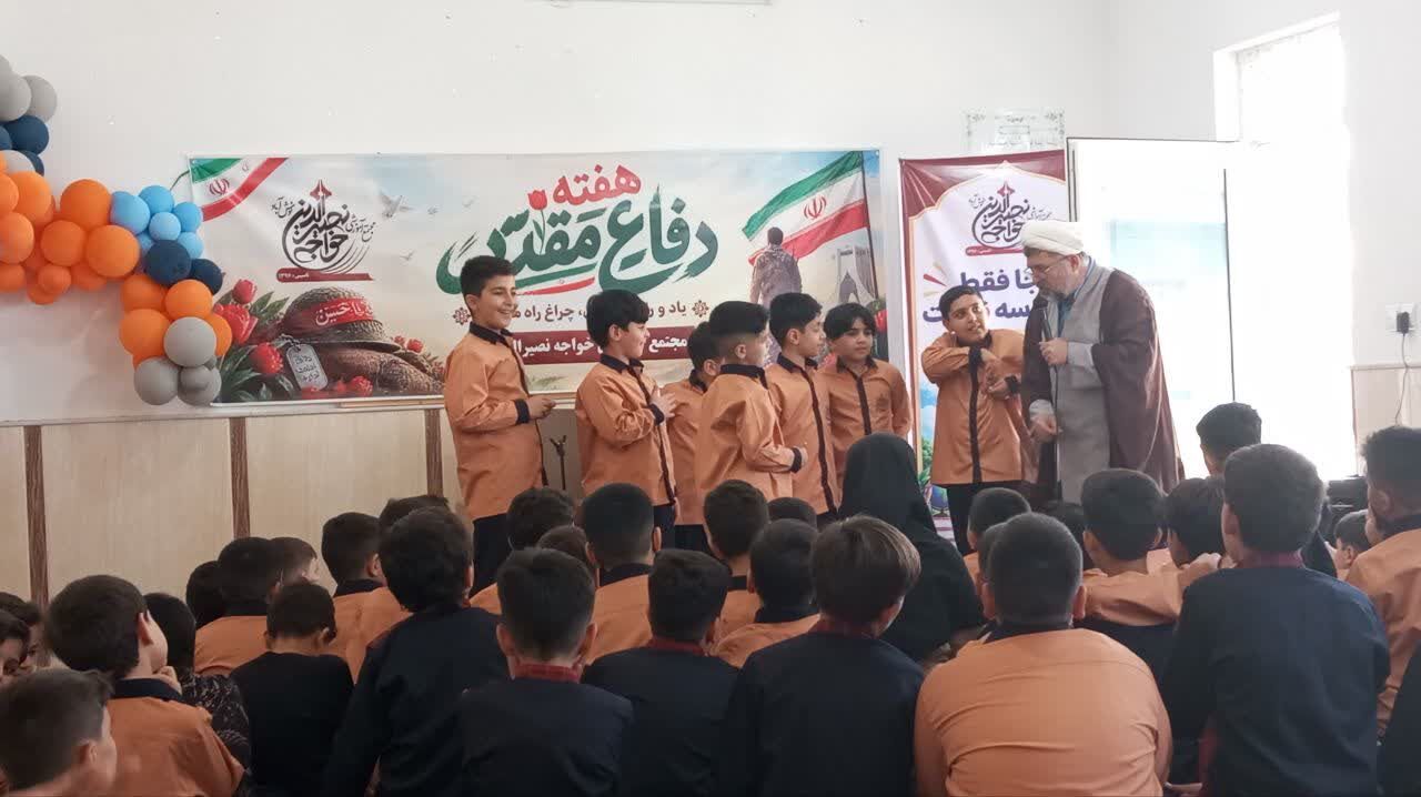 روایت دفاع مقدس برای دانشآموزان با زبان کودکانه در آران و بیدگل