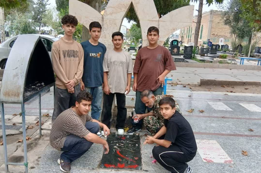 نوجوانان کانون شهدای محمدآباد پای روایت شهدا ایستادند