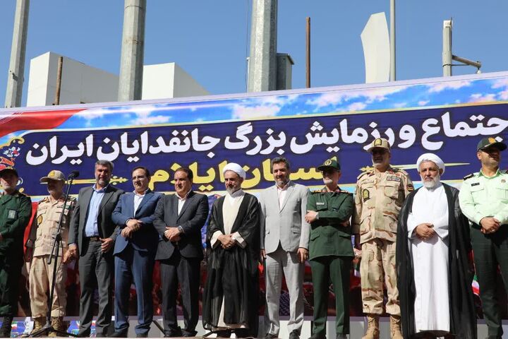 وحدت ملت، رمز اقتدار ایران است