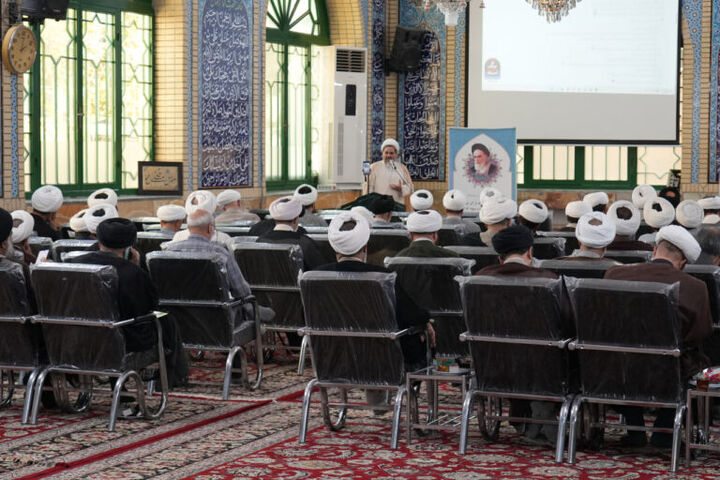 آغاز طرح «زیست عفیفانه» در مساجد مشهد