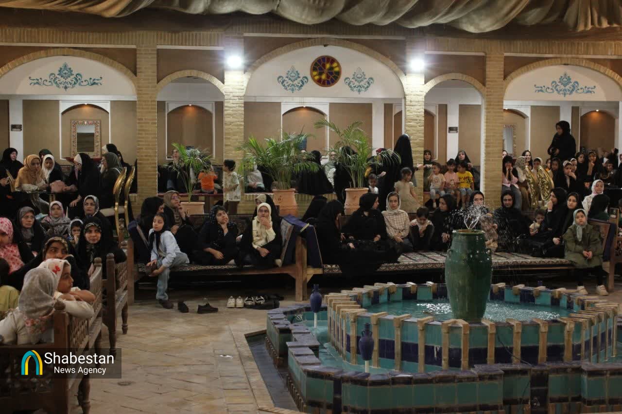 از تلاوت «طارق» تا تجلیل از حافظان قرآن؛ «حافظان نور تا ظهور» آران و بیدگل به روایت یک شب قرآنی