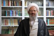 نماز در نگاه رهبر شهید فرآیندِ تبدیلِ «مردم» به «امت» را تکمیل می‌کند