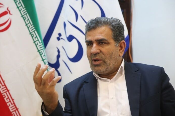 حل مشکلات بازنشستگان نیازمند اجماع حاکمیت است
