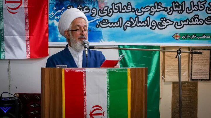 معنویت، استقامت و ولایت‌پذیری از شاخصه‌های برجسته دفاع مقدس بود