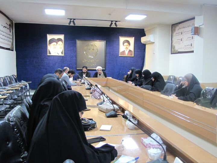 تدوین طرح جامع عفاف و حجاب مشهد با محوریت هم‌افزایی ظرفیت‌های فرهنگی و تبلیغی
