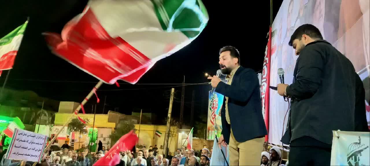 «میدان» میزبان یادواره شهدای مداح شهرستان آران و بیدگل شد