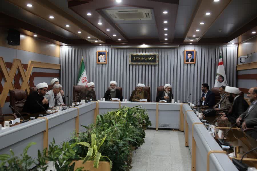نشست مشترک اعضای کمیسیون فرهنگی مجلس با مدیران ارشد دفتر تبلیغات اسلامی حوزه علمیه قم