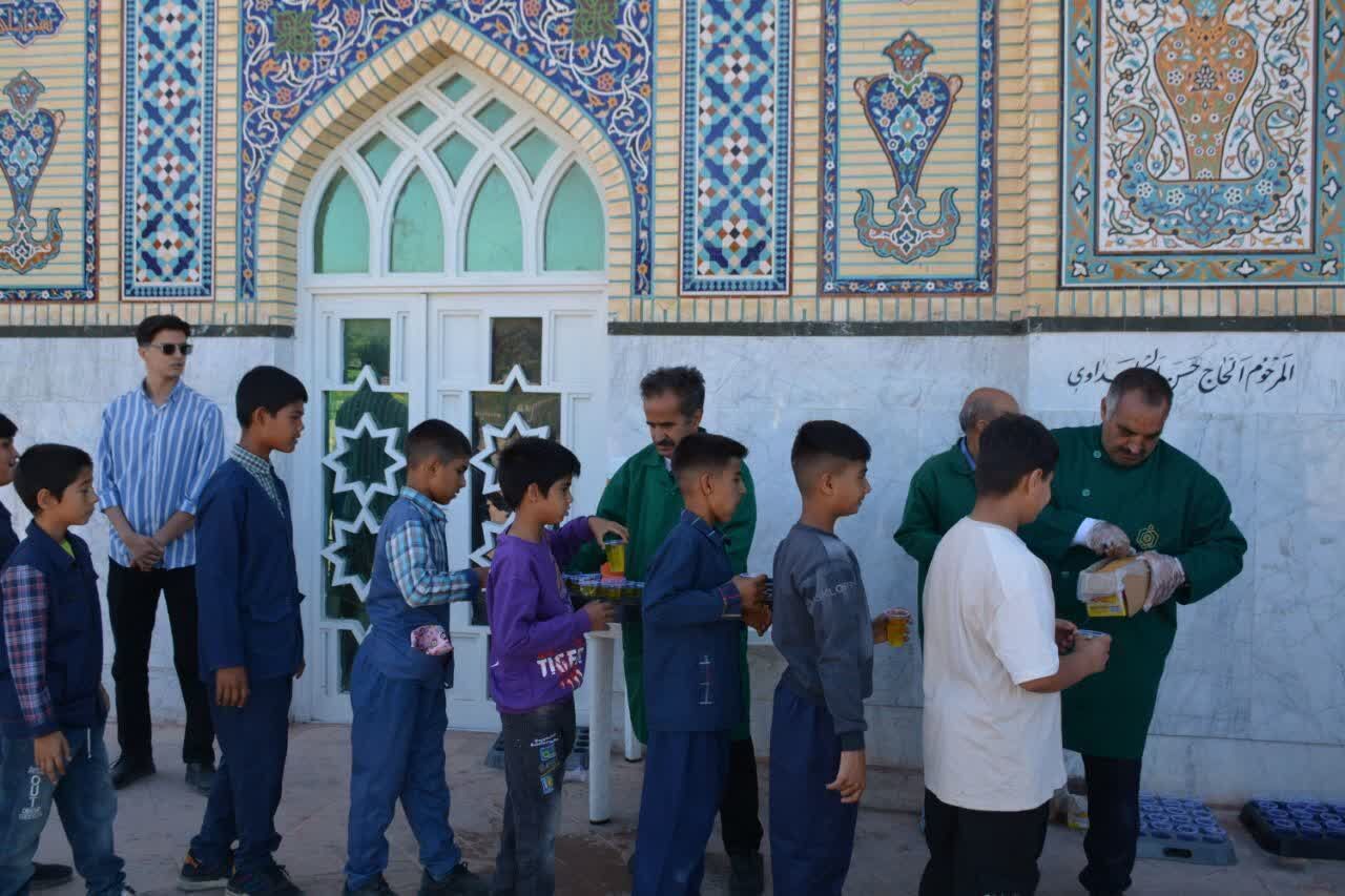 گزارشی از برنامه های هفته دفاع مقدس در بقاع متبرکه خراسان رضوی