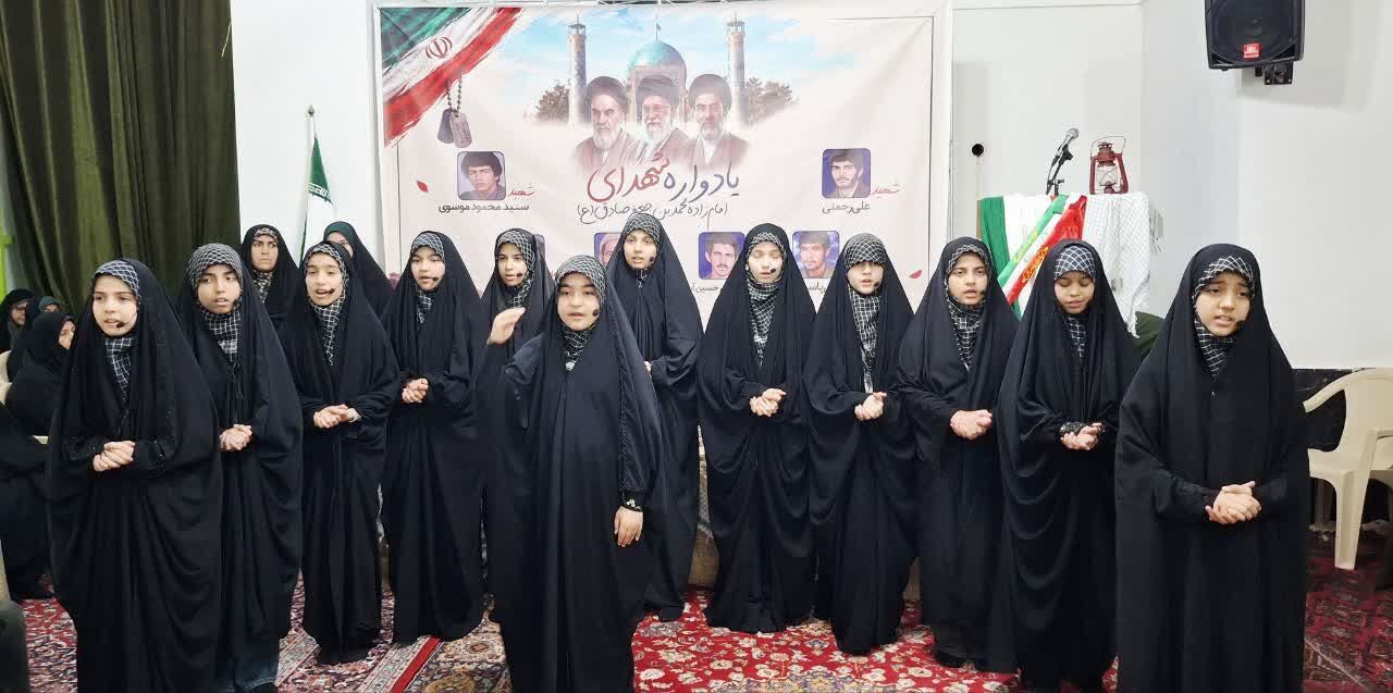 گزارشی از برنامه های  هفته دفاع مقدس در بقاع متبرکه خراسان رضوی