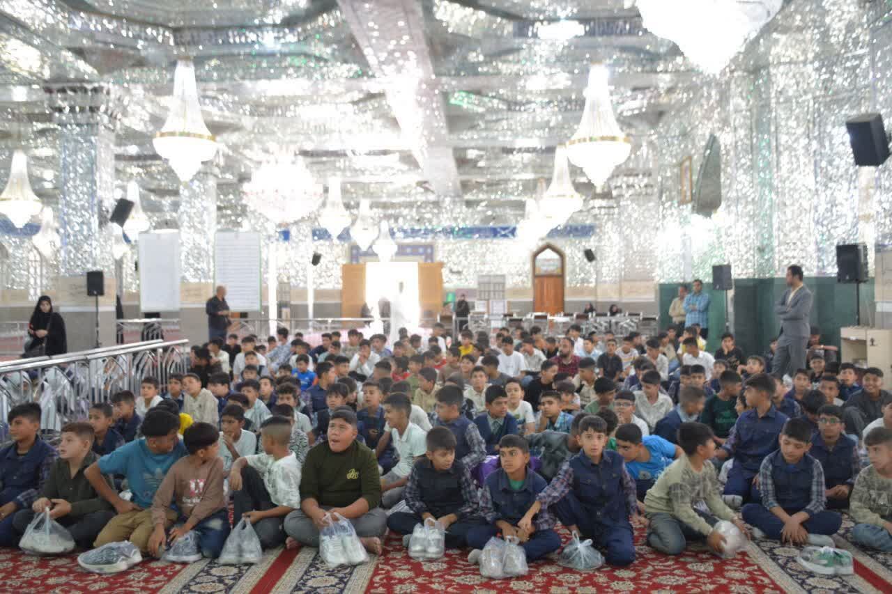 گزارشی از برنامه های  هفته دفاع مقدس در بقاع متبرکه خراسان رضوی