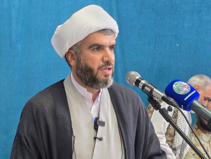بی‌اعتماد کردن مردم به پلیس، یکی از راهبردهای دشمن برای تضعیف امنیت است