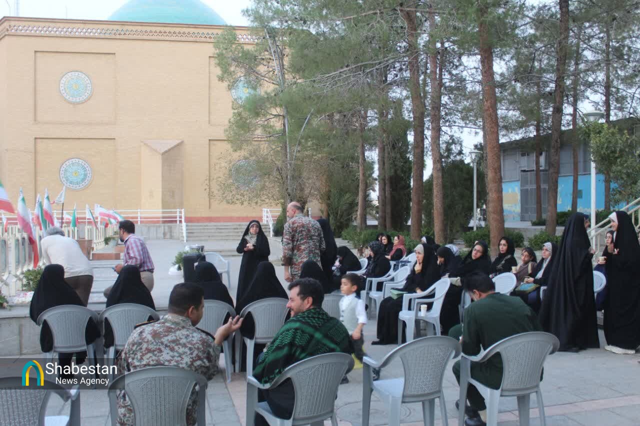 جشن تولد شهید ابراهیمی در گلزار شهدا اصفهان