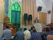 میز خدمت مسئولان در مسجد امام حسن مجتبی(ع) اراک برگزار شد