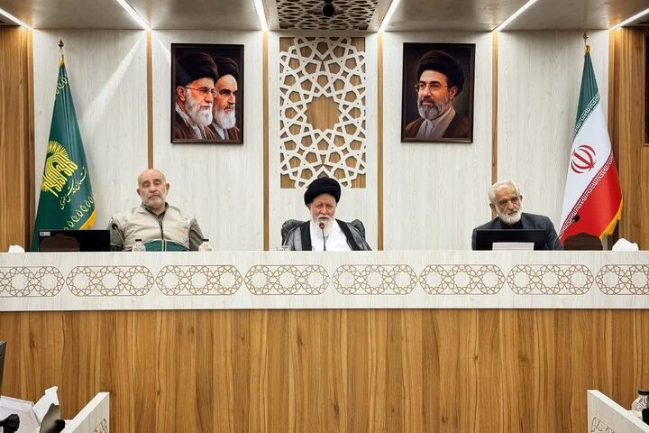 خادمیاران رضوی، پیام‌آوران رأفت امام رضا(ع) در میان مردم هستند