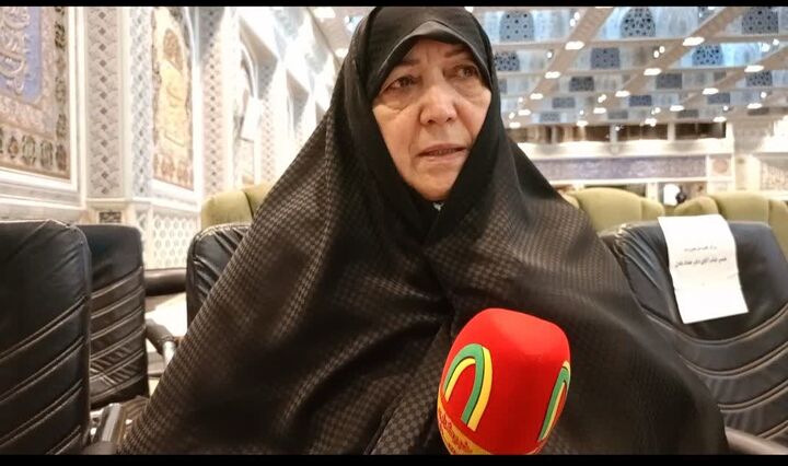 پاسخ جالب رهبر شهید به سوال درباره اولویت ادامه تحصیل یا مادری برای زنان