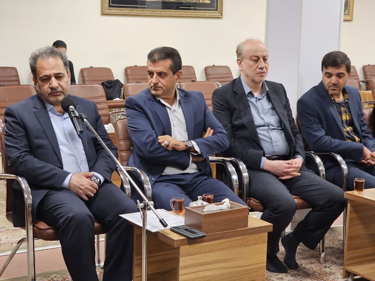 معیشت کارگران تا احیای صنایع؛ مطالبات جامعه کار و تولید کردستان روی میز مسئولان