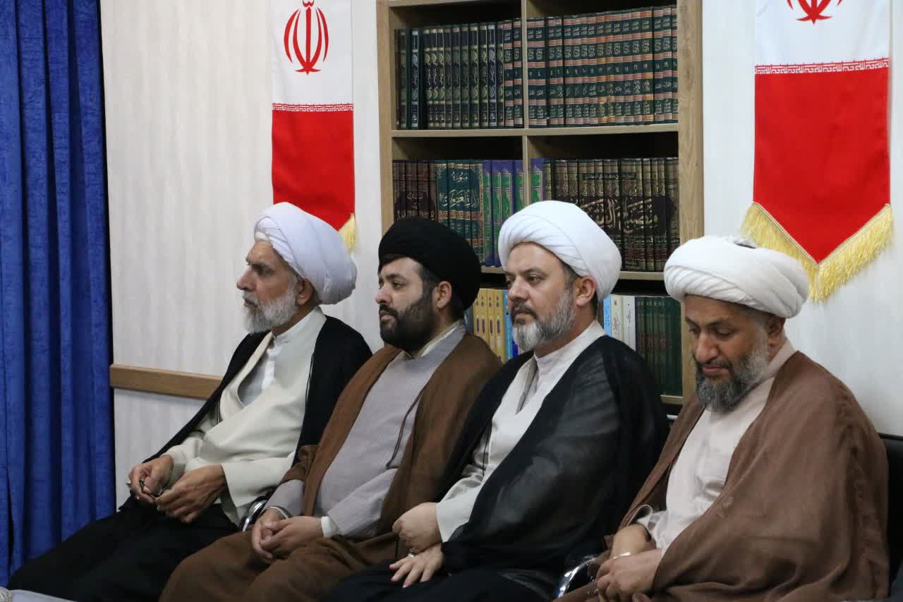 تربیت نسل تراز انقلاب نیازمند بهره‌گیری از معارف اهل‌بیت(ع) است