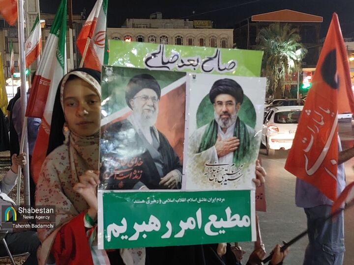 نه عقب‌تر، نه جلوتر؛ همه تحتِ امر و کلام رهبر| تجدید بیعت با ولایت در شب ۲۱۹‌اُم حماسه کرمانی‌ها
