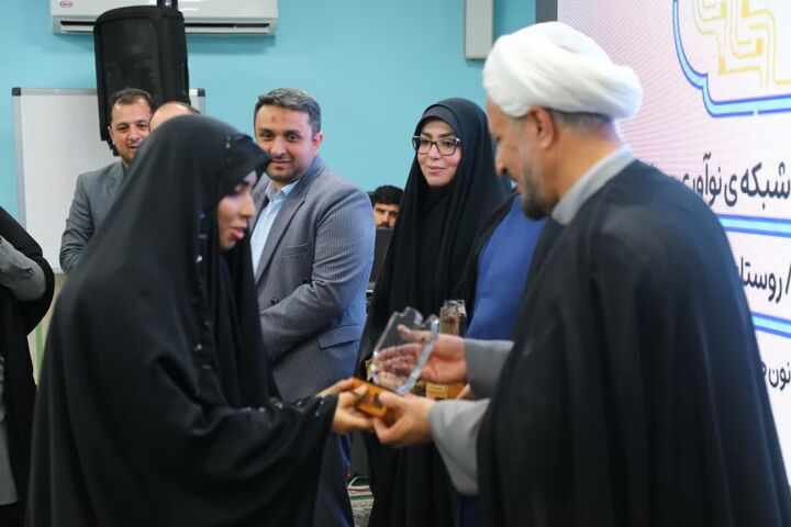 از تماشاگر تا تصمیم‌ساز؛ روایت جوان انقلابی که پای کار مسجد ایستاد