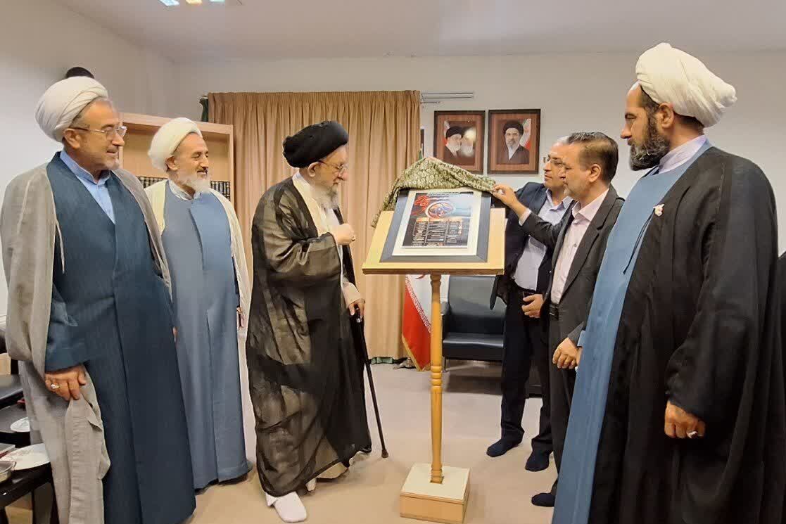 «نگاه سرخ» از قاب مسجد گلشن تا حافظه تصویری یک ملت