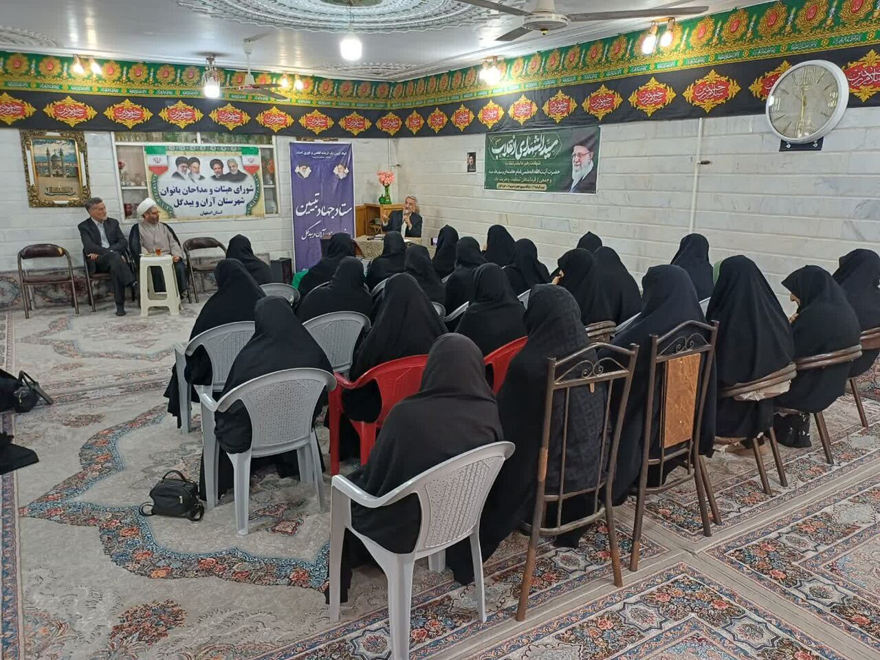تأکید بر نقشآفرینی مبلّغات و مداحان در جهاد تبیین و میدان اجتماعی
