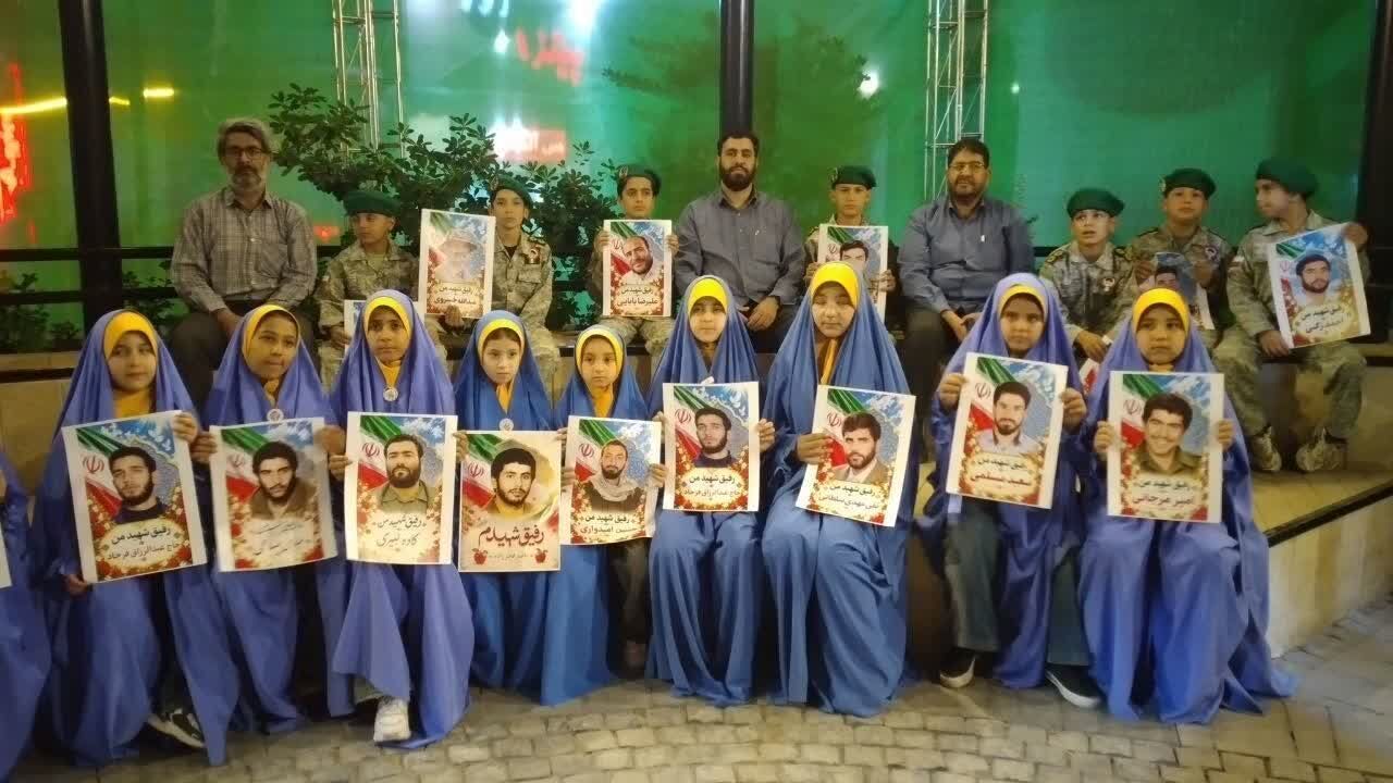 تقدیر انجمن سرود استان مرکزی از کانون پیامآور مهر در پویش «رفیق شهید من»