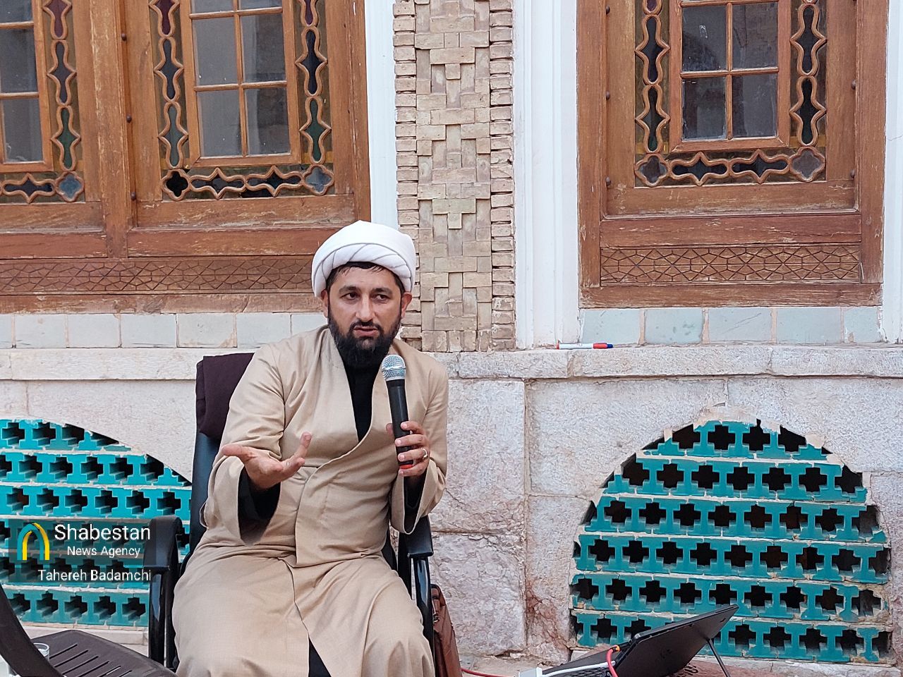 آنچه در نشست همفکری برای موضوع حجاب و عفافِ خانه گفتمان کرمان گذشت