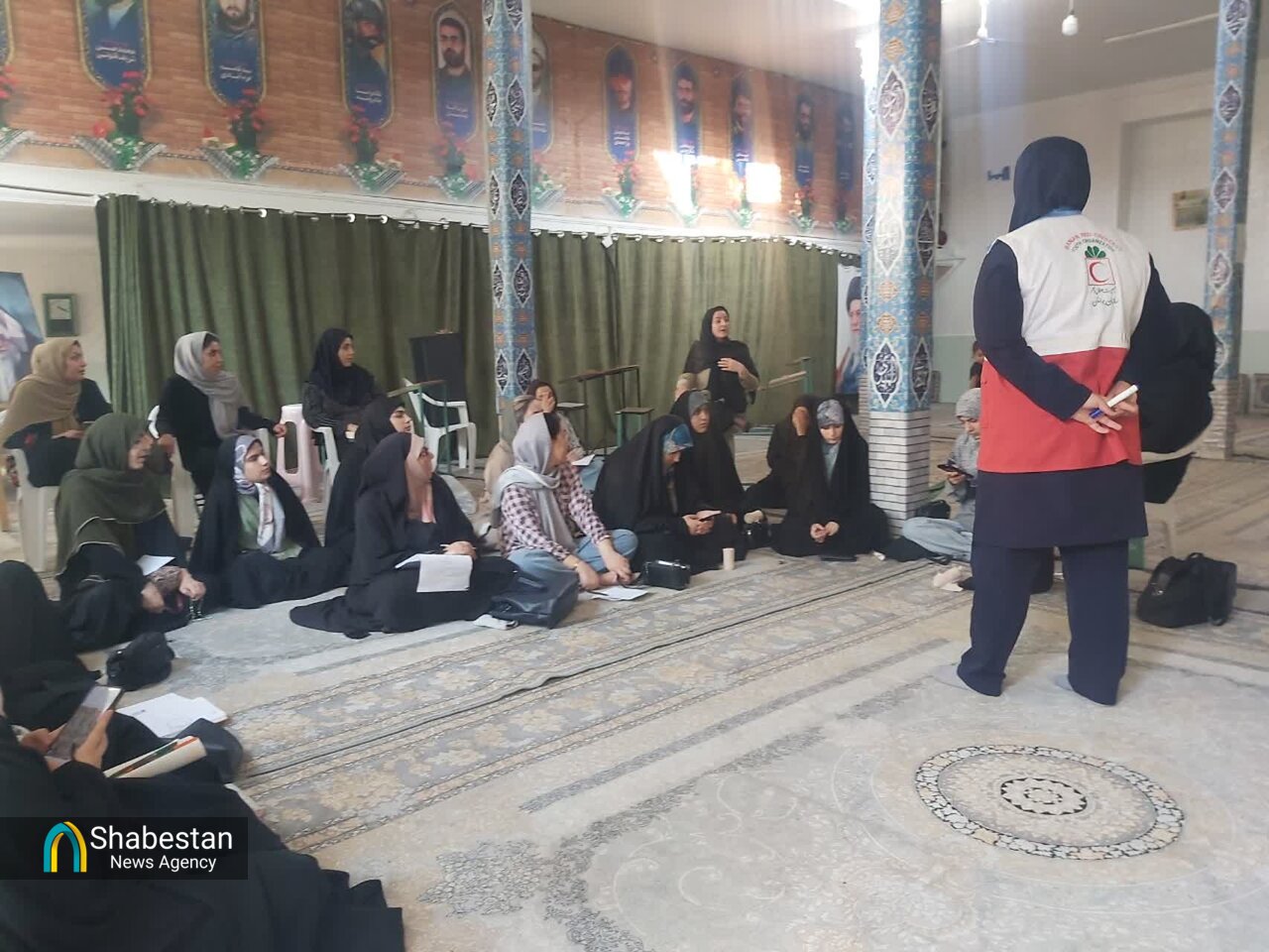 مهارت‌آموزی بهانه‌ای برای مسجدی‌شدن دختران؛ روایت کانون منتظران ظهور از جذب گروه خاکستری