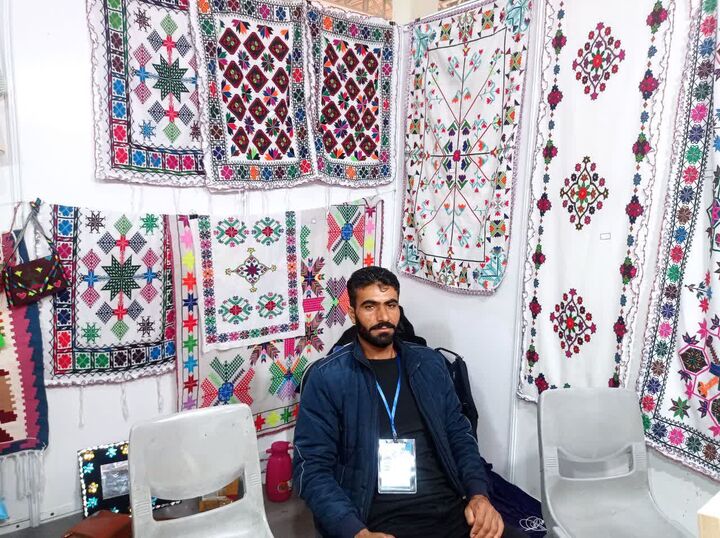 از سوزن‌دوزی زنان روستایی تا رویای بوم‌گردی/ «ماه‌بانو» چشم‌انتظار حمایت