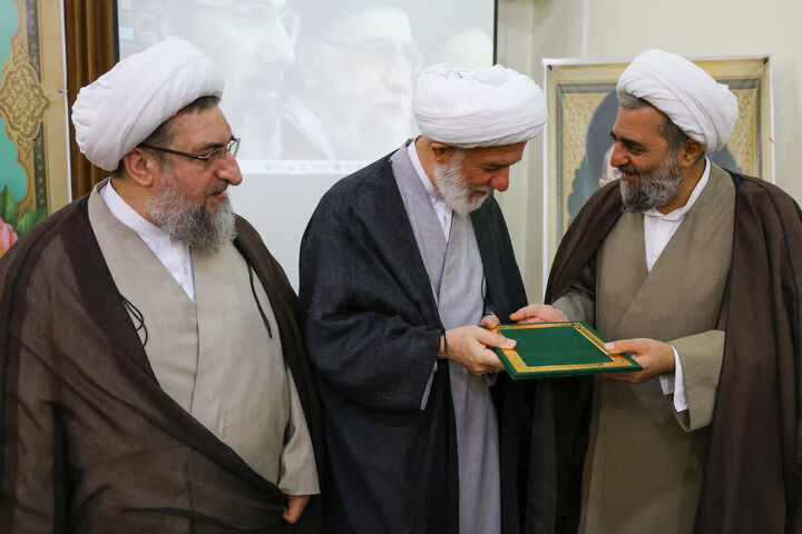 تعطیلی دروس حوزوی با مکتب و رسالت طلبگی سازگار نیست