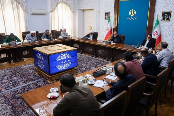 پزشکیان: تأمین معیشت و زندگی مردم می‌تواند با طرح‌های مسجدمحور آغاز شود