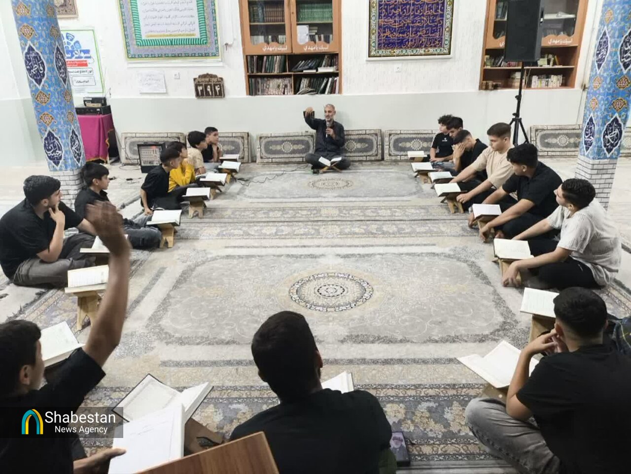 مسجد امام سجاد(ع) خرمآباد؛ پایگاهی برای تربیت نسل نوجوان و خدمت اجتماعی