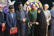 تجلیل از مدیر خبرگزاری شبستان در مازندران به عنوان «هنرمند پای کار انقلاب»