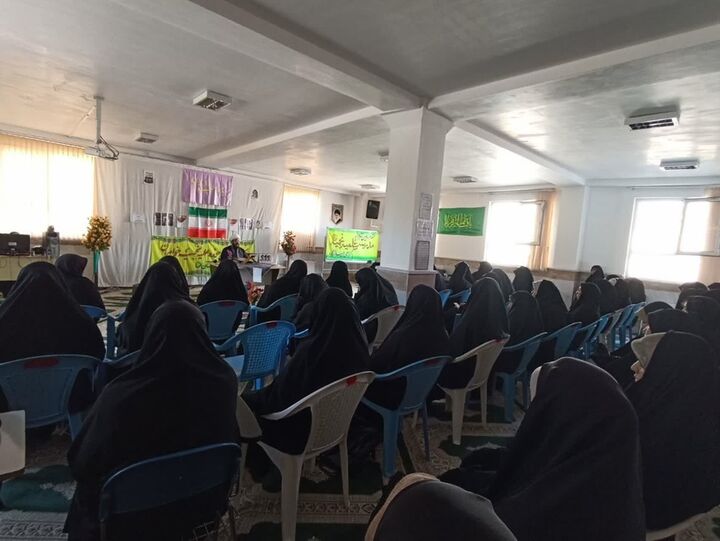 افتتاح مرکز «معارف اسلام ناب» در مدرسه علمیه حضرت نجمیه ازنا 