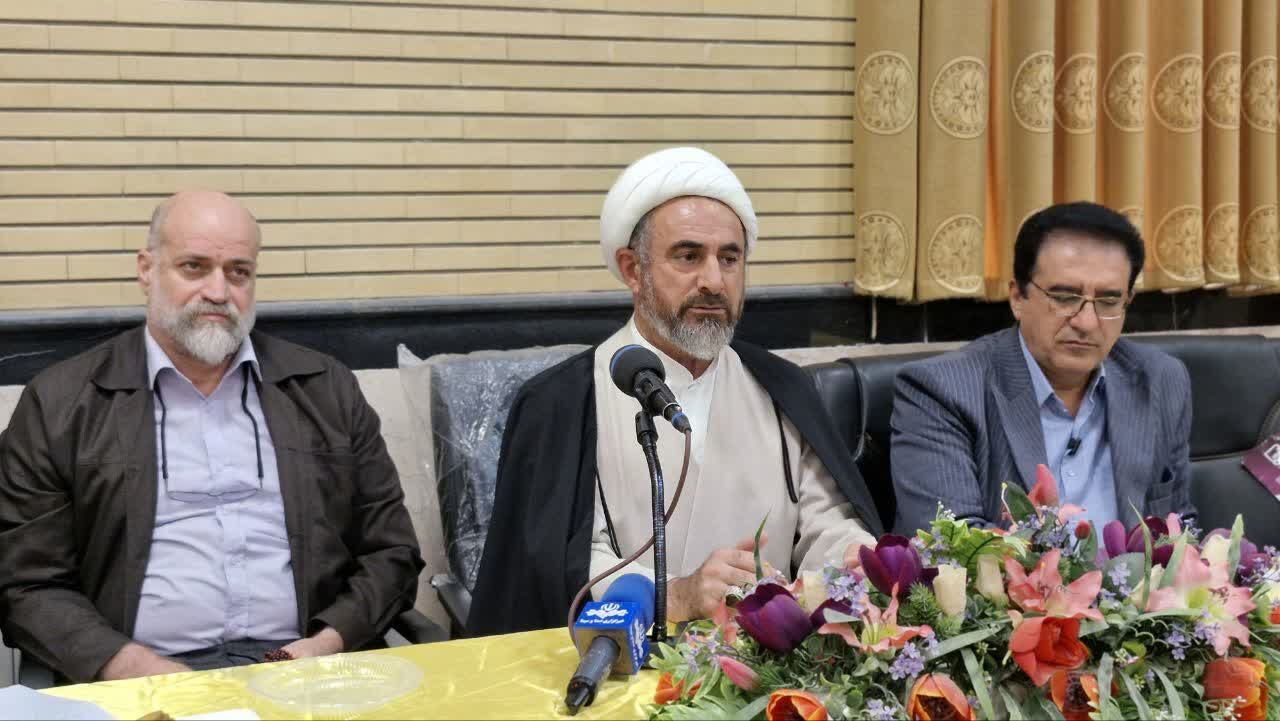فرهنگ ایرانی اسلامی سد راه دشمن است