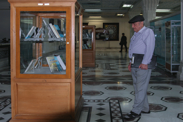 برپایی نمایشگاه کتاب «طوفان دانایی» در کتابخانه مرکزی حرم مطهر رضوی