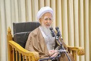 آیت‌الله جوادی‌آملی: خاصیت مسجد فرشته‌سازی است