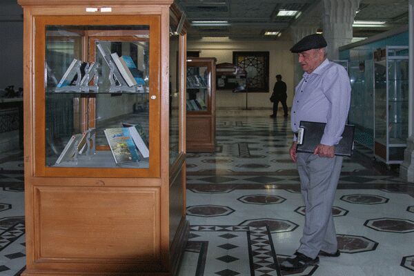 برپایی نمایشگاه کتاب «طوفان دانایی» در کتابخانه مرکزی حرم مطهر رضوی