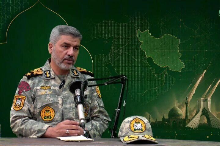 سخنگوی ارتش: تسلیحات و آمادگی لازم برای یک جنگ طولانی را داریم