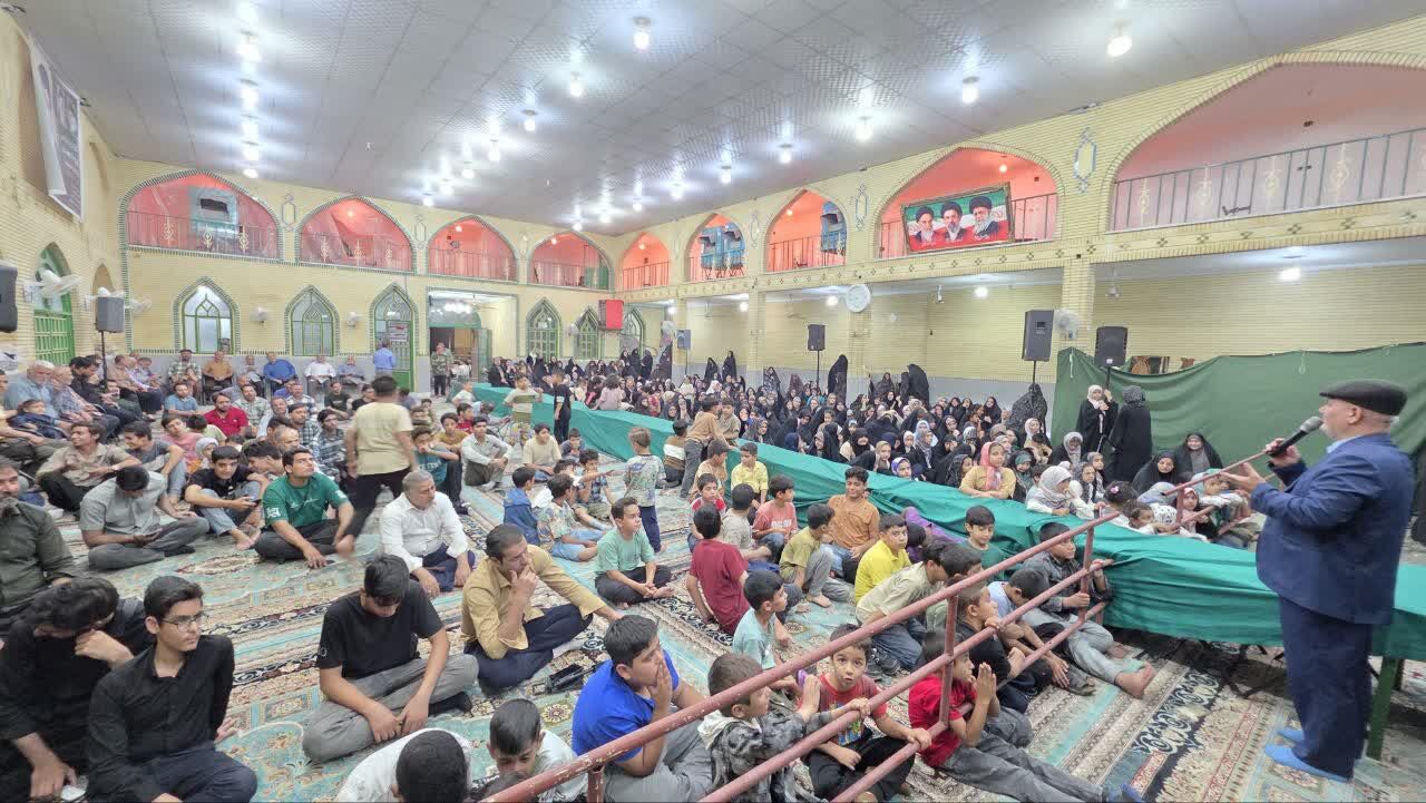 نمایش «نذر مادر»؛ روایت ۱۵ سال انتظار یک مادر برای فرزند شهیدش