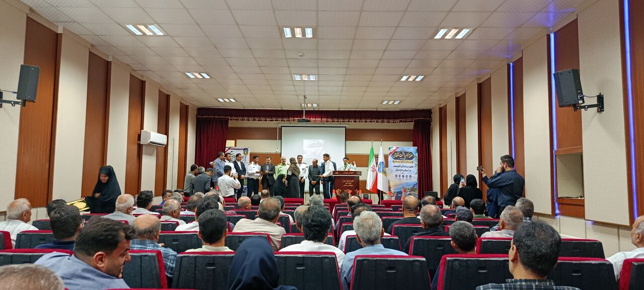 فرهنگسازی ترافیکی و مسئولیت اجتماعی با تجلیل از رانندگان قانونمدار بهشهر