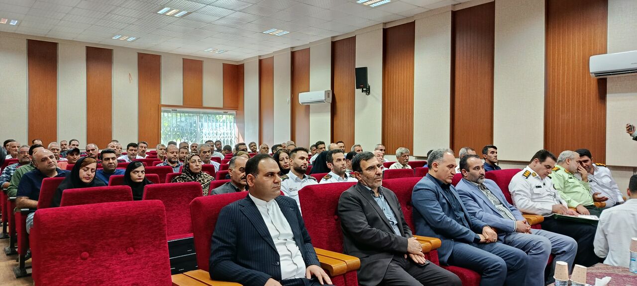 فرهنگ‌سازی ترافیکی و مسئولیت اجتماعی با تجلیل از رانندگان قانون‌مدار بهشهر