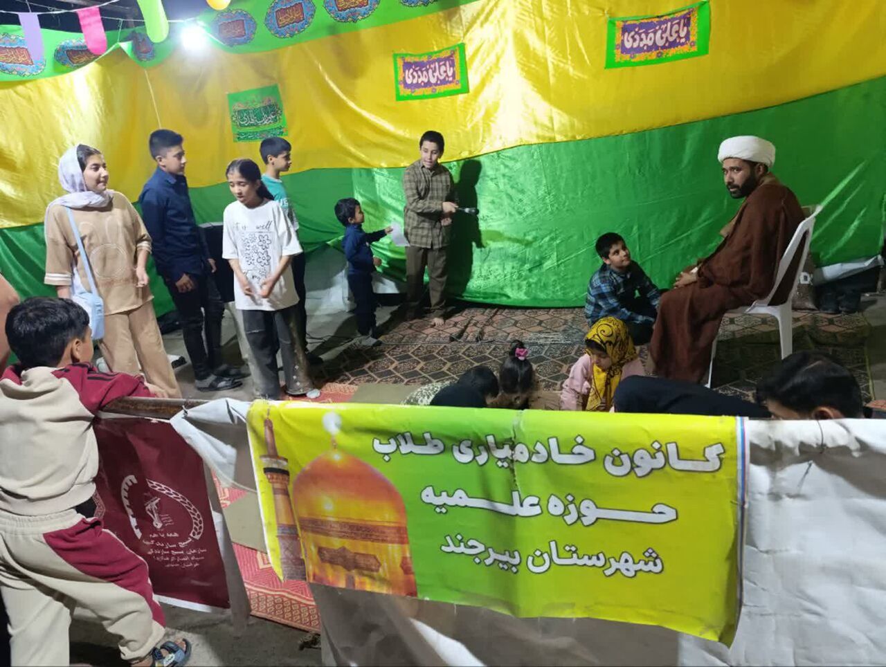 تبلیغ با عطر رضوی/ از فضای مجازی و گفت‌وگو با جوانان تا خدمت در مناطق کم‌برخوردار