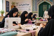 «جوانه‌های امید» در مسجد امام سجاد(ع) اقلید؛ وقتی هنر به کمک اقتصاد خانواده می‌آید