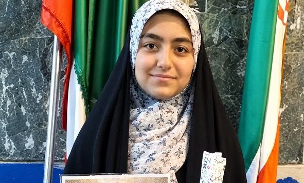 روایت دختر ۱۴ ساله‌ای که هنر را به کلاس مسجد برد؛ از پنج‌سالگی با مداد و رنگ تا کلاس‌های نقاشی مسجد