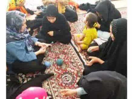 «جوانه‌های امید» در مسجد امام سجاد(ع) اقلید؛ وقتی هنر به کمک اقتصاد خانواده می‌آید