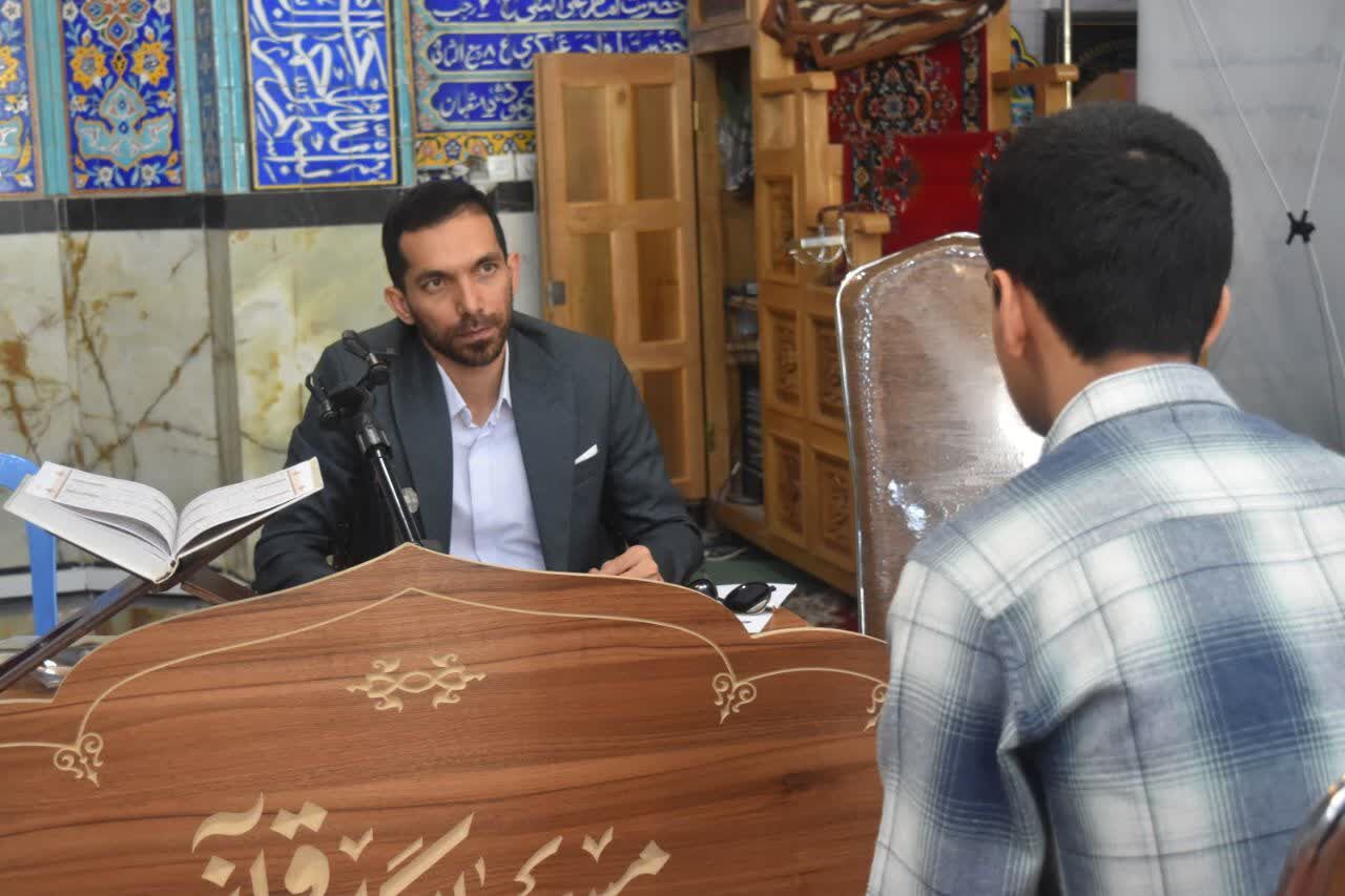 مدهامتان؛ رقابت ۲۷ تیم قرآنی نوجوانان و جوانان چهارمحال‌وبختیاری در مرحله شهرستانی