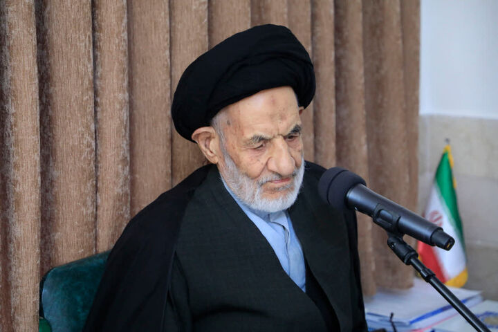 مساجد خراسان جنوبی با کمبود جدی امام جماعت مواجه‌ هستند
