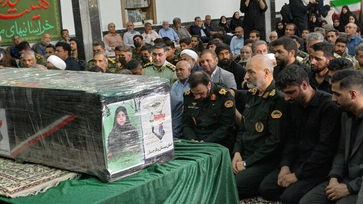 زاهدان در سوگ بانوی مجاهد